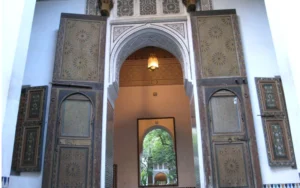 Entrada palacio de la bahía Marrakech Marruecos